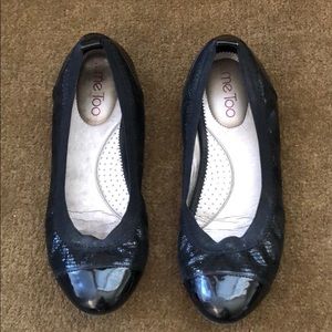 me too black flats